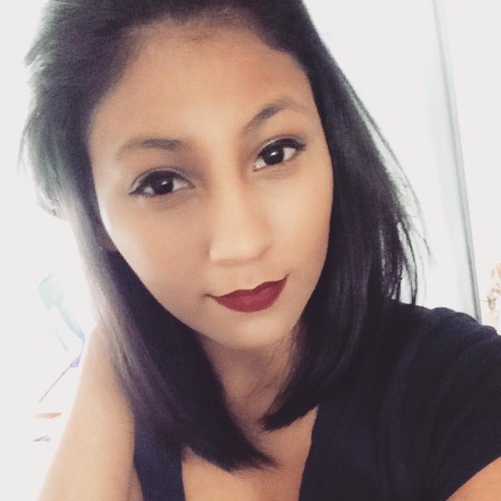 Meet your Posher, Julissa